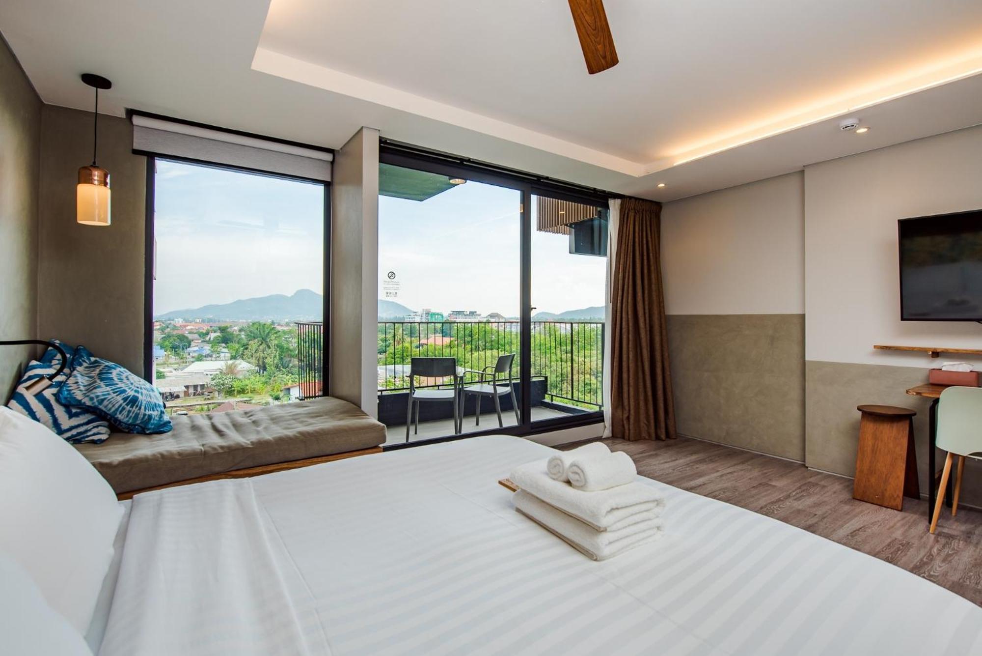 Seamira House Huahin - SHA Aparthotel Bagian luar foto